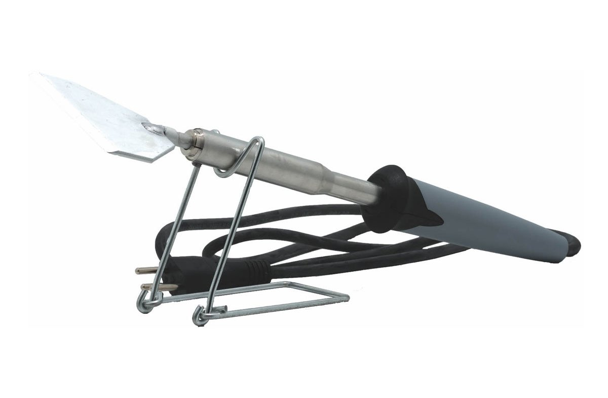Fer à souder avec embout à spatuler