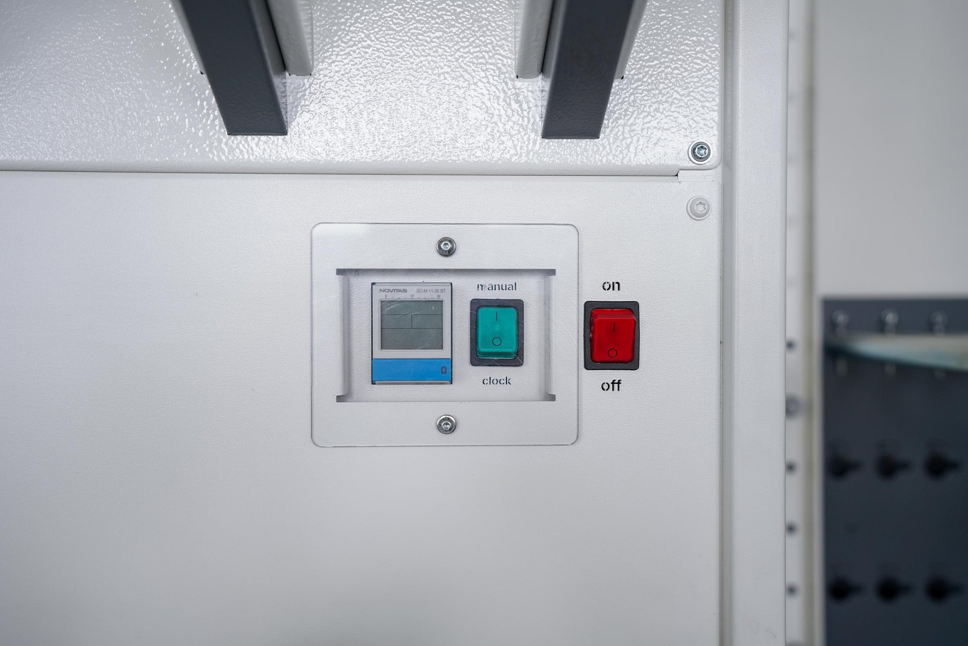 Boot dryer for storage systems